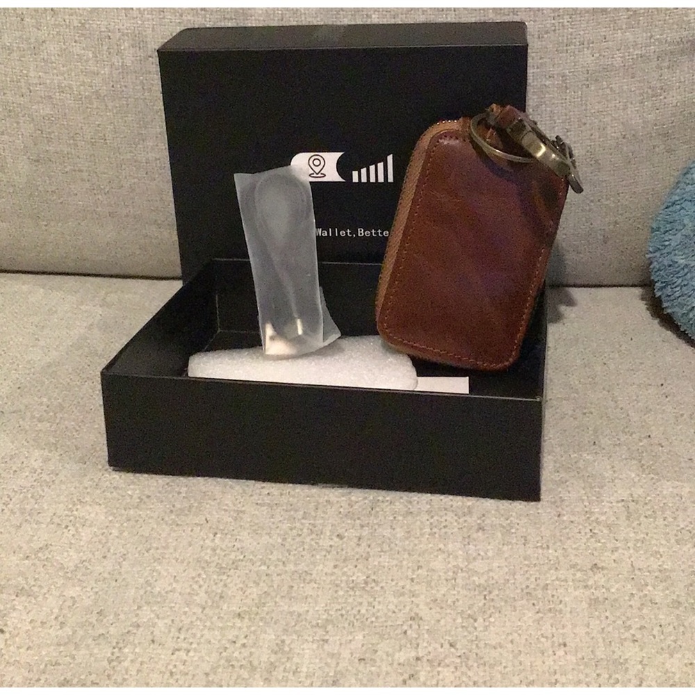 Wallet - Picture 1 of 2